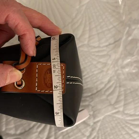 NWT Dooney & Bourke black leather purse - Picture 15 of 16